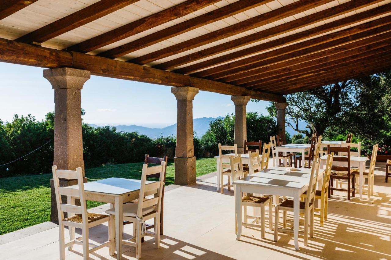 Borgo Lu Puleu Hotel Perfugas Exterior photo